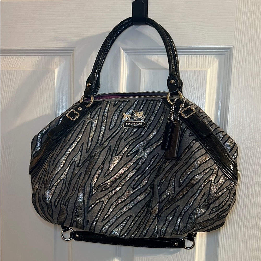 Coach Madison Sophia Satchel Large in Zebra - 15927 - Picture 2 of 16